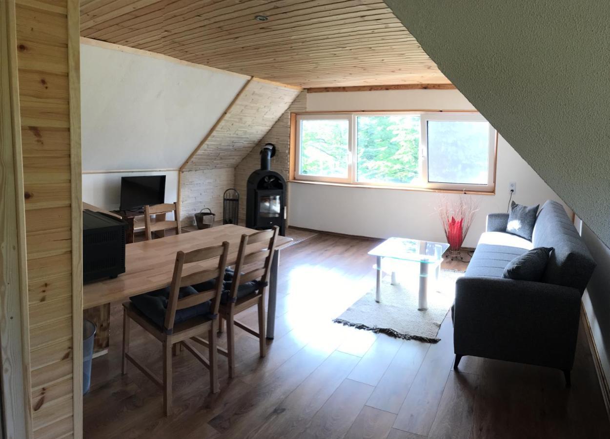 Ferienwohnung Julia Hohnstein Bagian luar foto